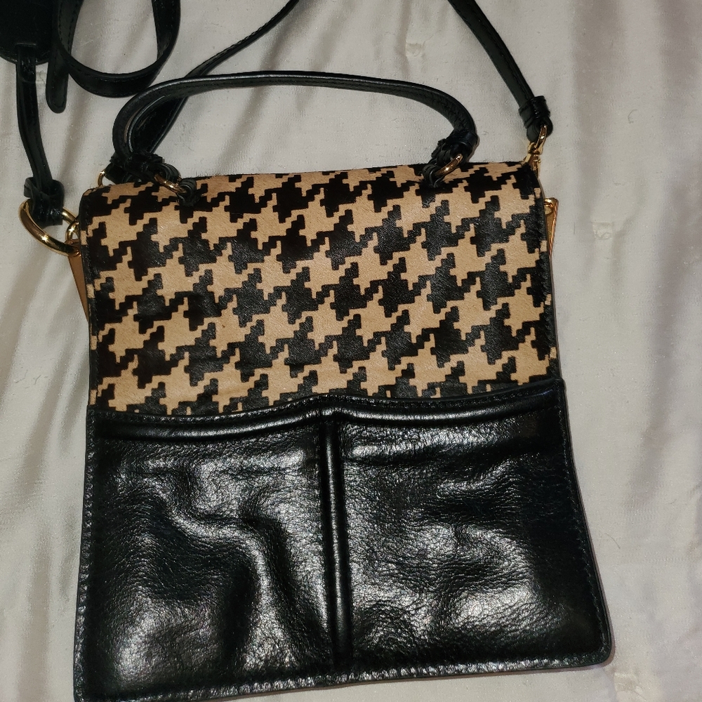 Small Badgley Mischka purse